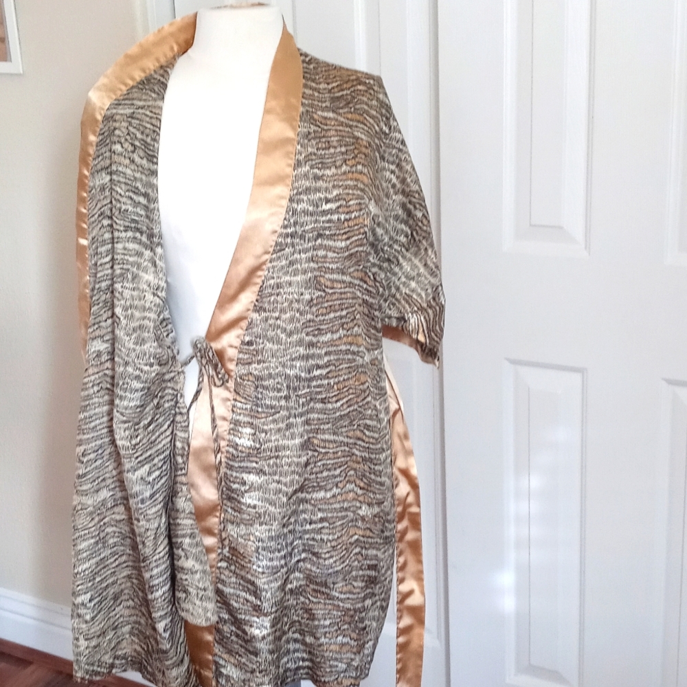 Vintage Contessa Di Roma Robe - Picture 6 of 8